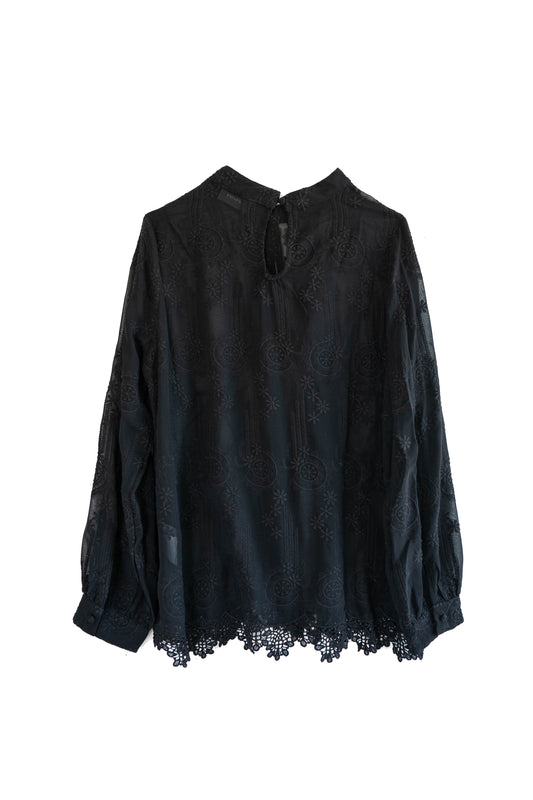 Calisma embroidered top black
